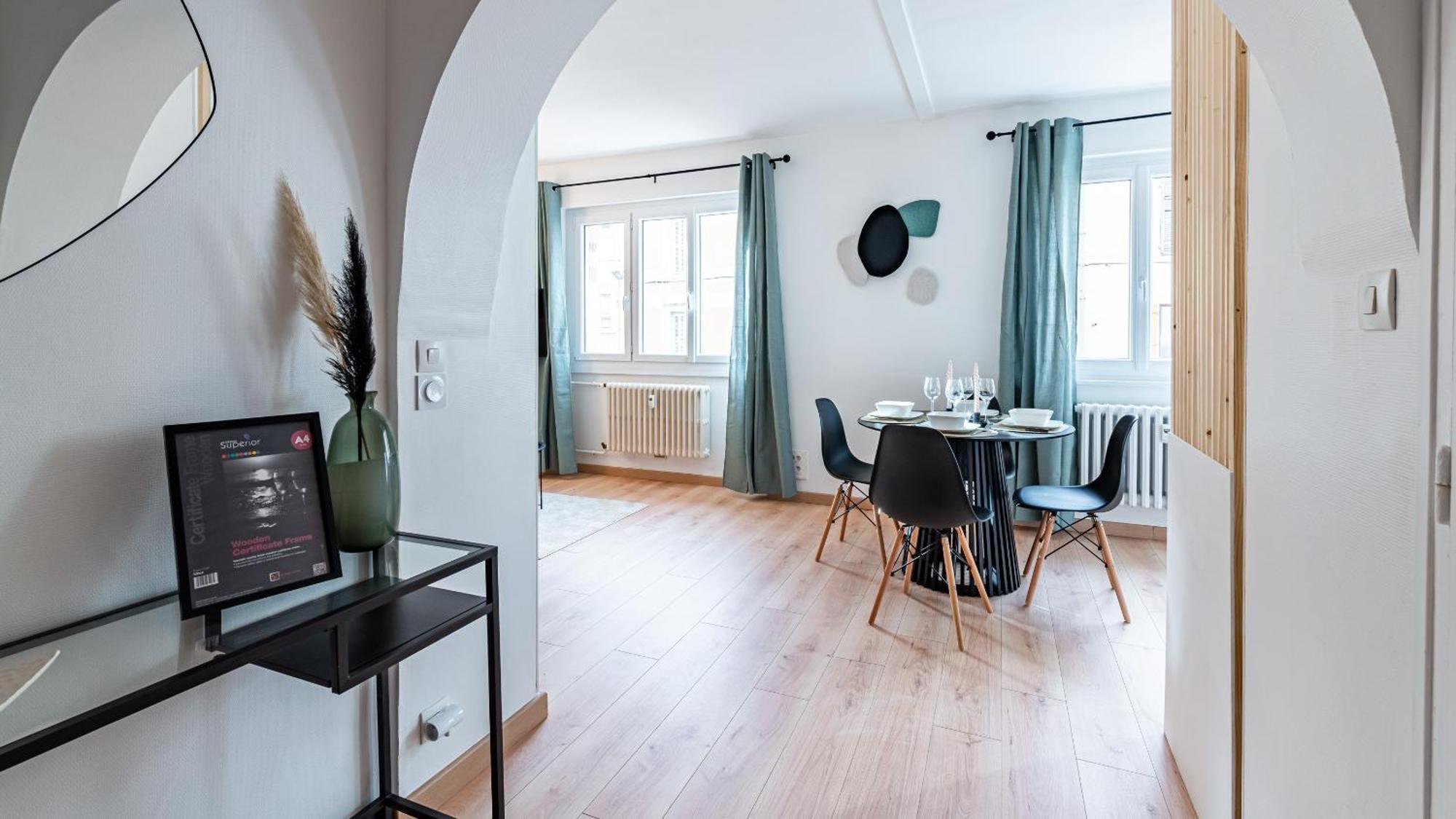 Casa Nena, Nid Douillet , Quartier Bsb, Republique Apartment Dijon
